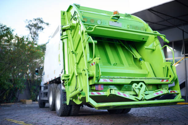 Best Construction Debris Removal  in Eastvale, CA